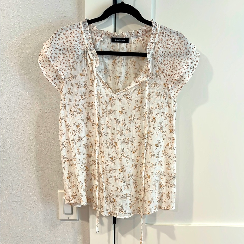 J. Roberts floral top with flutter sleeves